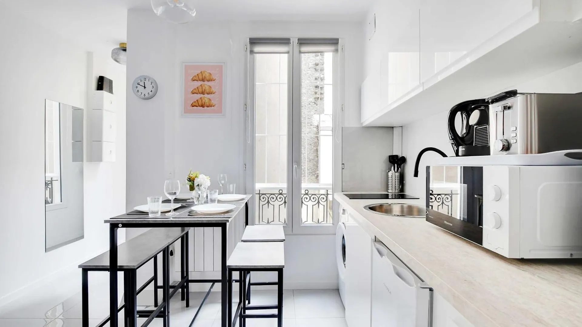 Cosy Fully-Equipped Apt - 4P - Montmartre Paris France