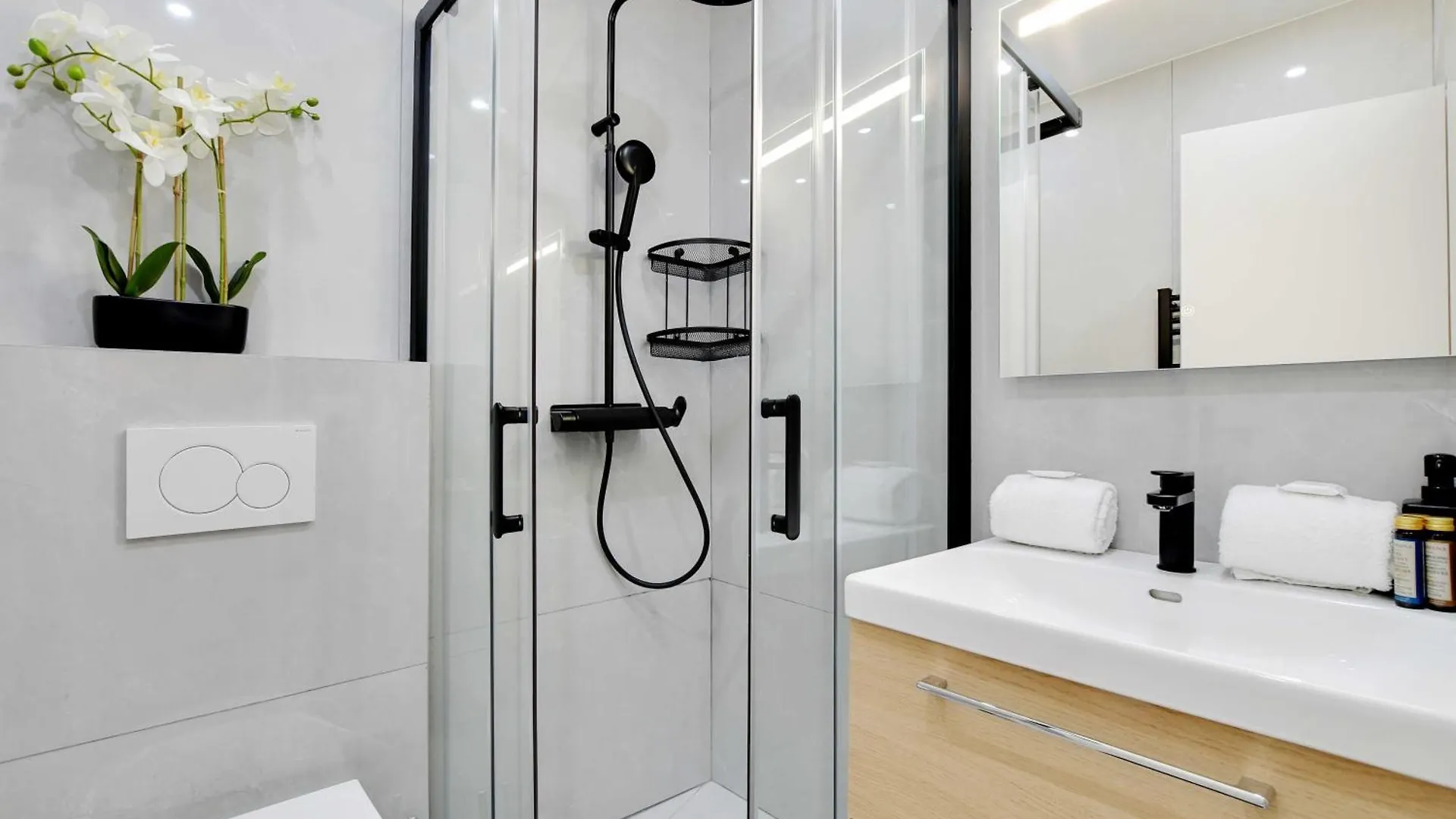 Cosy Fully-Equipped Apt - 4P - Montmartre Paris 0*,  France
